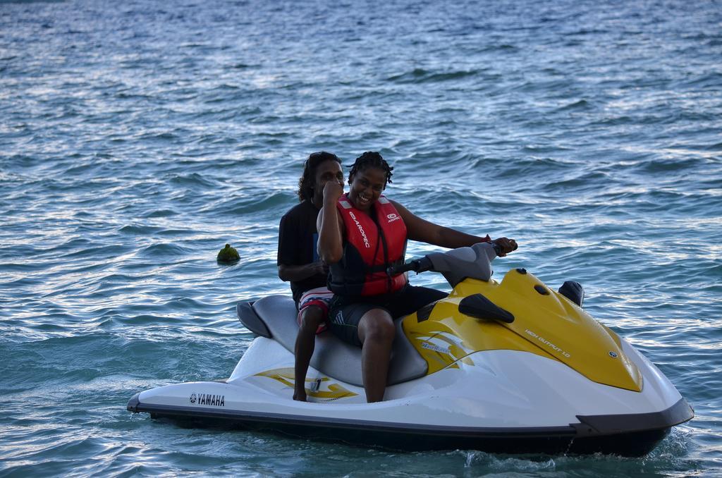 Holiday Haven Ukulhas Luaran gambar